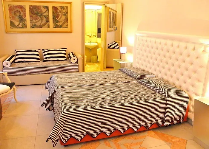Residenza Al Corso Oda ve Kahvaltı 4*